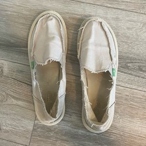 SANUK Women’s Slip On shoes